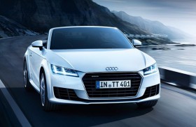 Photo de l&rsquo;ext&eacute;rieur de l'Audi TT Roadster 2016, l&rsquo;avant du v&eacute;hicule.