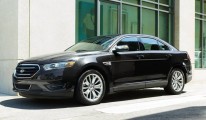 Ford-Taurus-2016-1