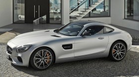 Photo de l&rsquo;ext&eacute;rieur de la Mercedes-Benz AMG GT 2016, l&rsquo;avant du v&eacute;hicule.