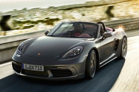Photo de l&rsquo;ext&eacute;rieur de la Porsche 718 Boxster 2016, sur un angle avant.
