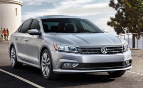 Photo de l&rsquo;ext&eacute;rieur de la Volkswagen Passat 2016, l&rsquo;avant du v&eacute;hicule.