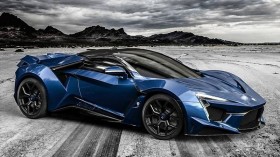Photo de l&rsquo;ext&eacute;rieur de la W Motor Fenyr Supersport 2016, l&rsquo;avant du v&eacute;hicule.